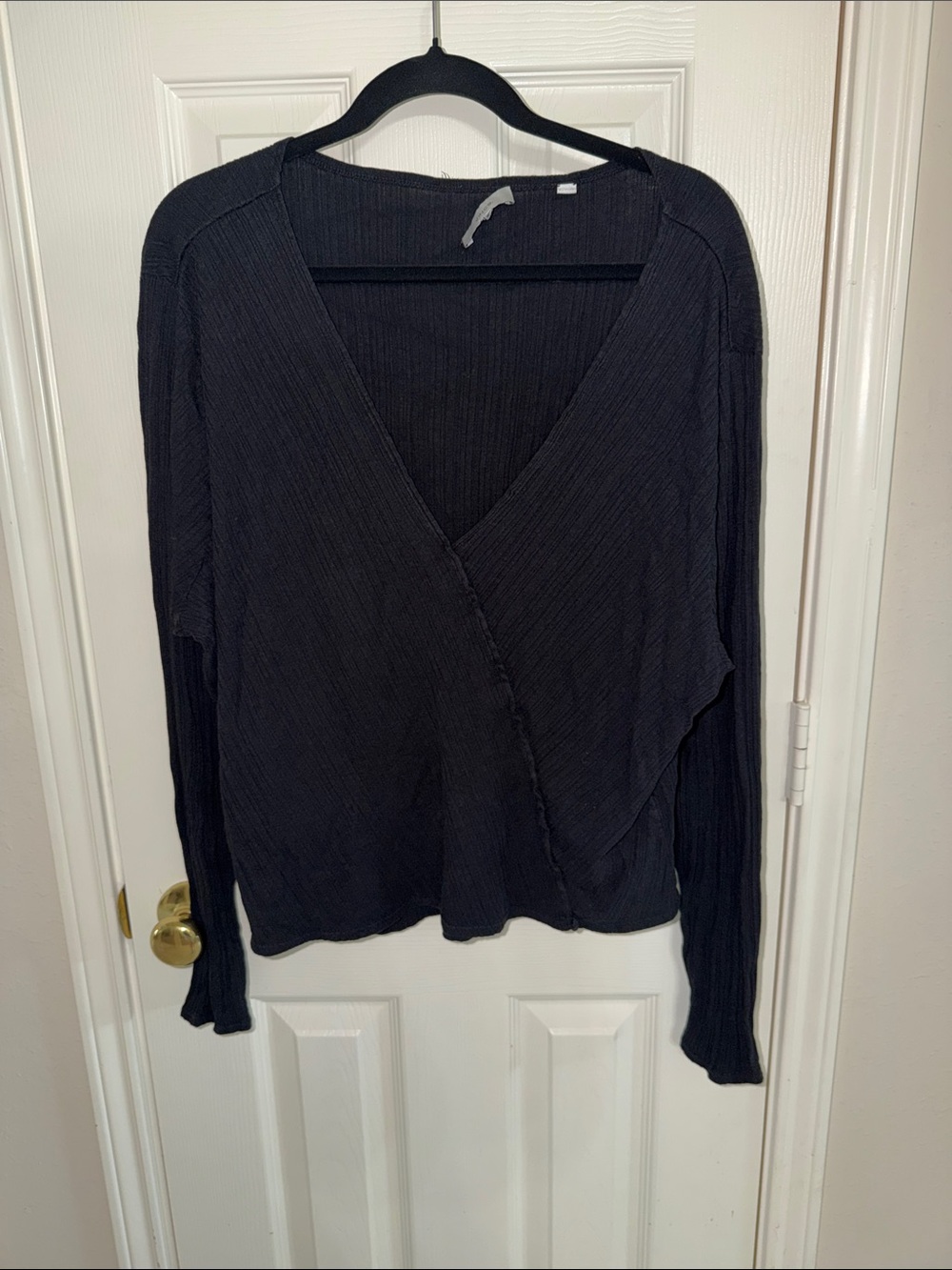 VINCE Lightweight Wrap-Effect Long Sleeve Top